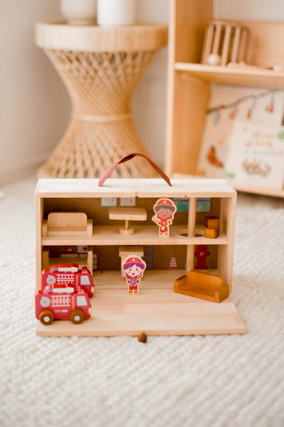 Portable fire station