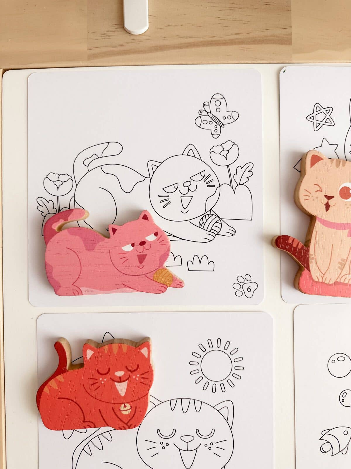 Cat Puzzle & Coloring Set