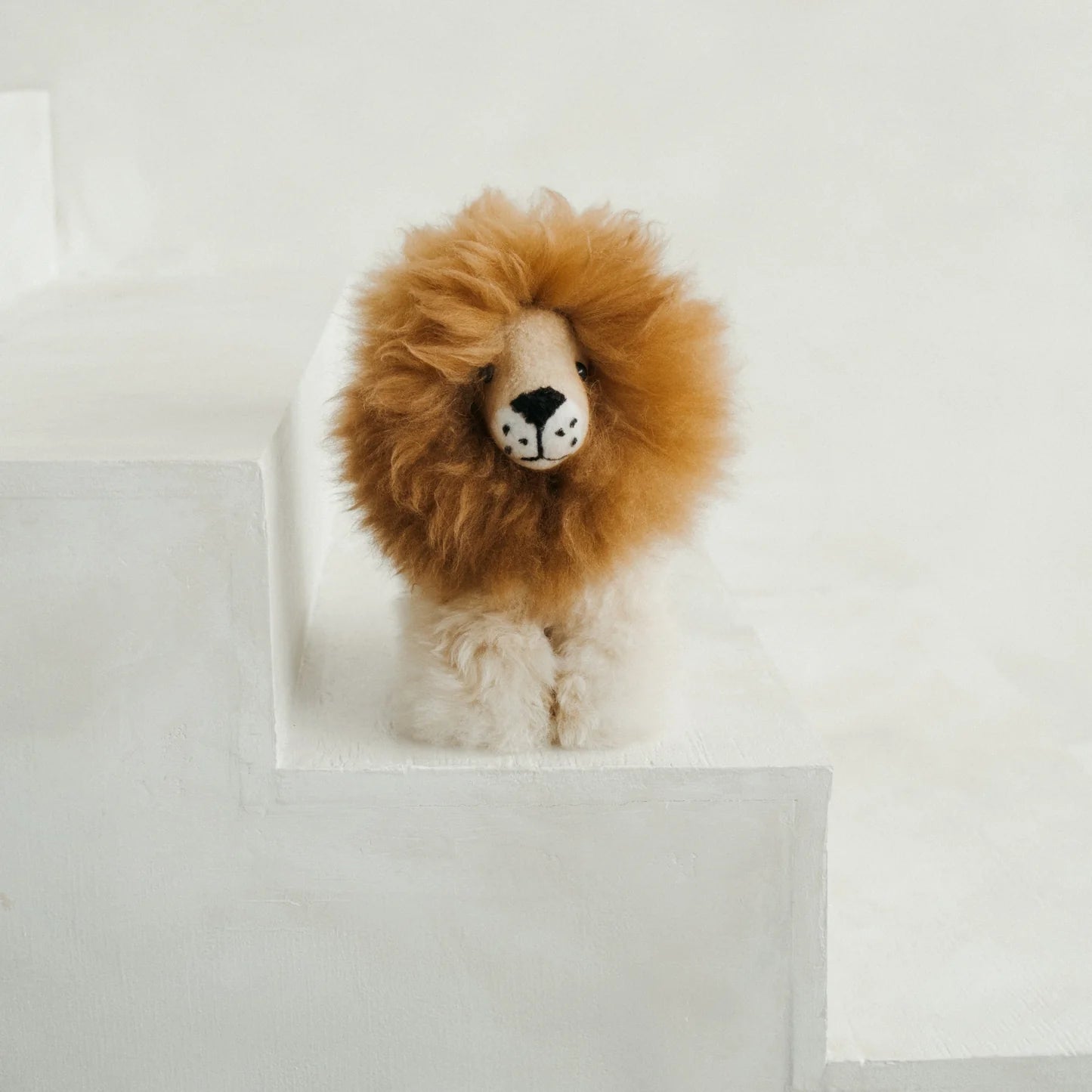 Alpaca Stuffed Animal - Lion 10"