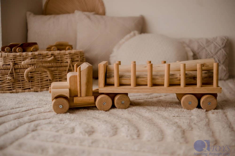 Wooden Log Truck