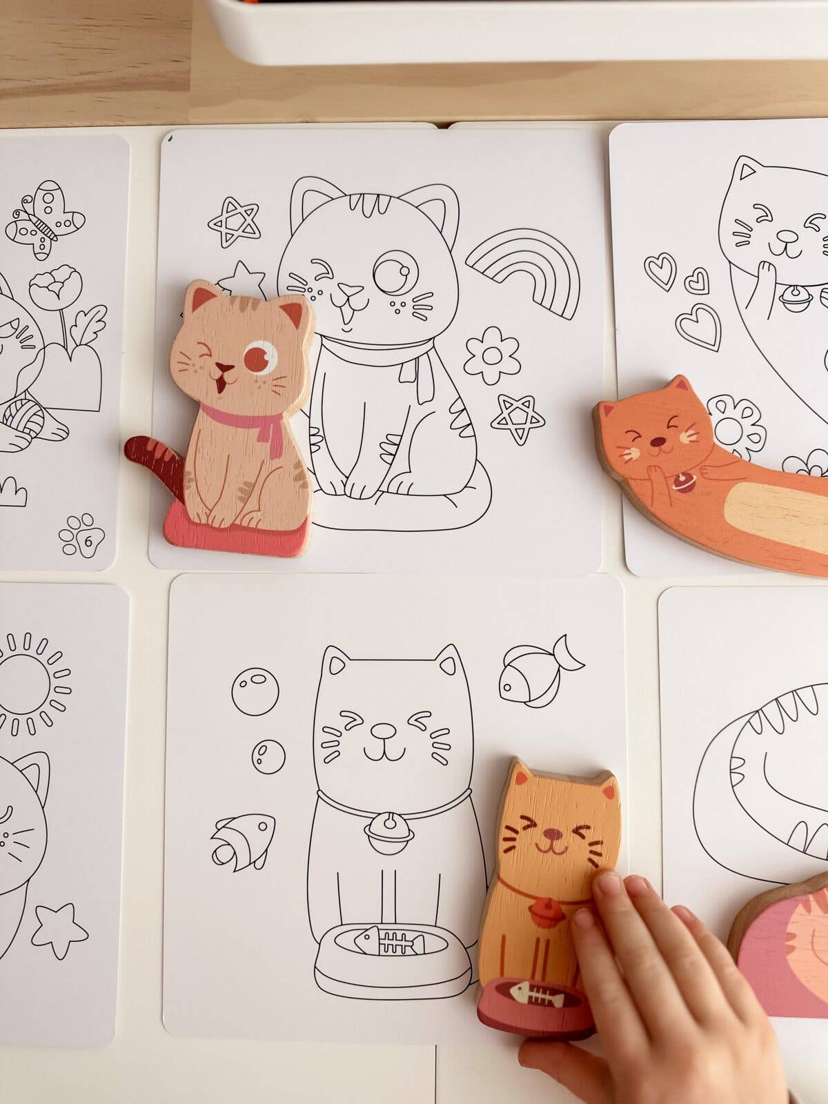 Cat Puzzle & Coloring Set